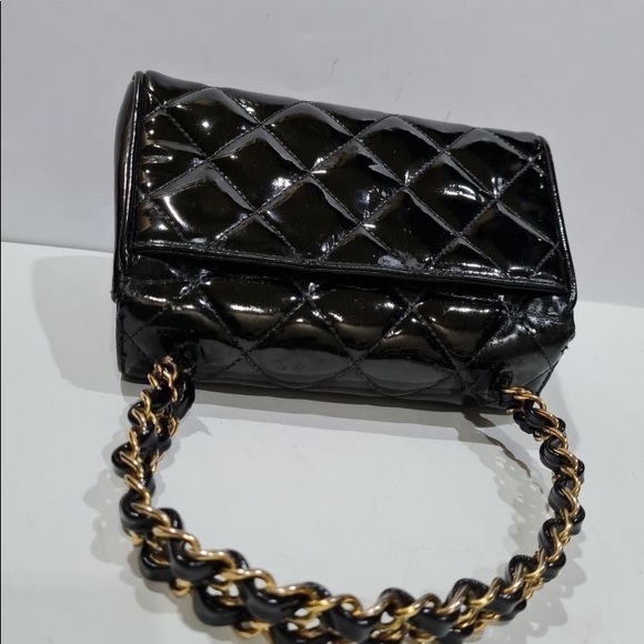 🛑SOLD🛑 VERY RARE VINTAGE CHANEL MINI BAG WITH TOP HANDLE - Picture 5 of 14